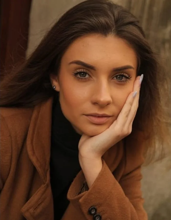 Nina — lifestyle creator portfolio